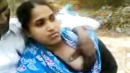 तंग सेक्सी ब्लू फुल एचडी में गुदा वेश्या